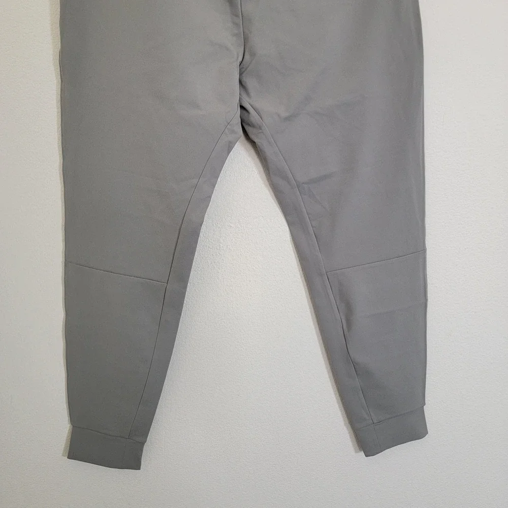 Public Rec Men Grey Athletic Performance Jogger Pant Slim Fit Pockets 30x30 EUC